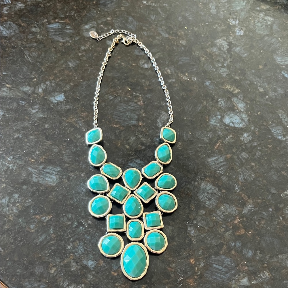 Elegant Turquoise Statement Necklace